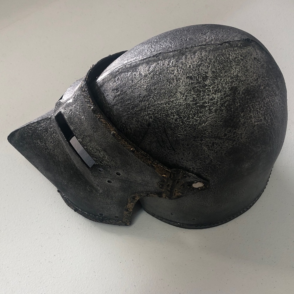Medieval Style Knight Headdress - Picture 3 of 15